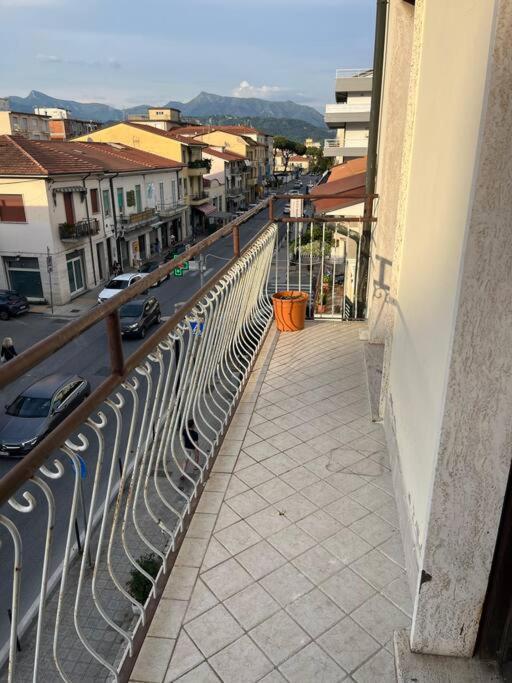 Appartamento Marco Polo Viareggio Exteriör bild